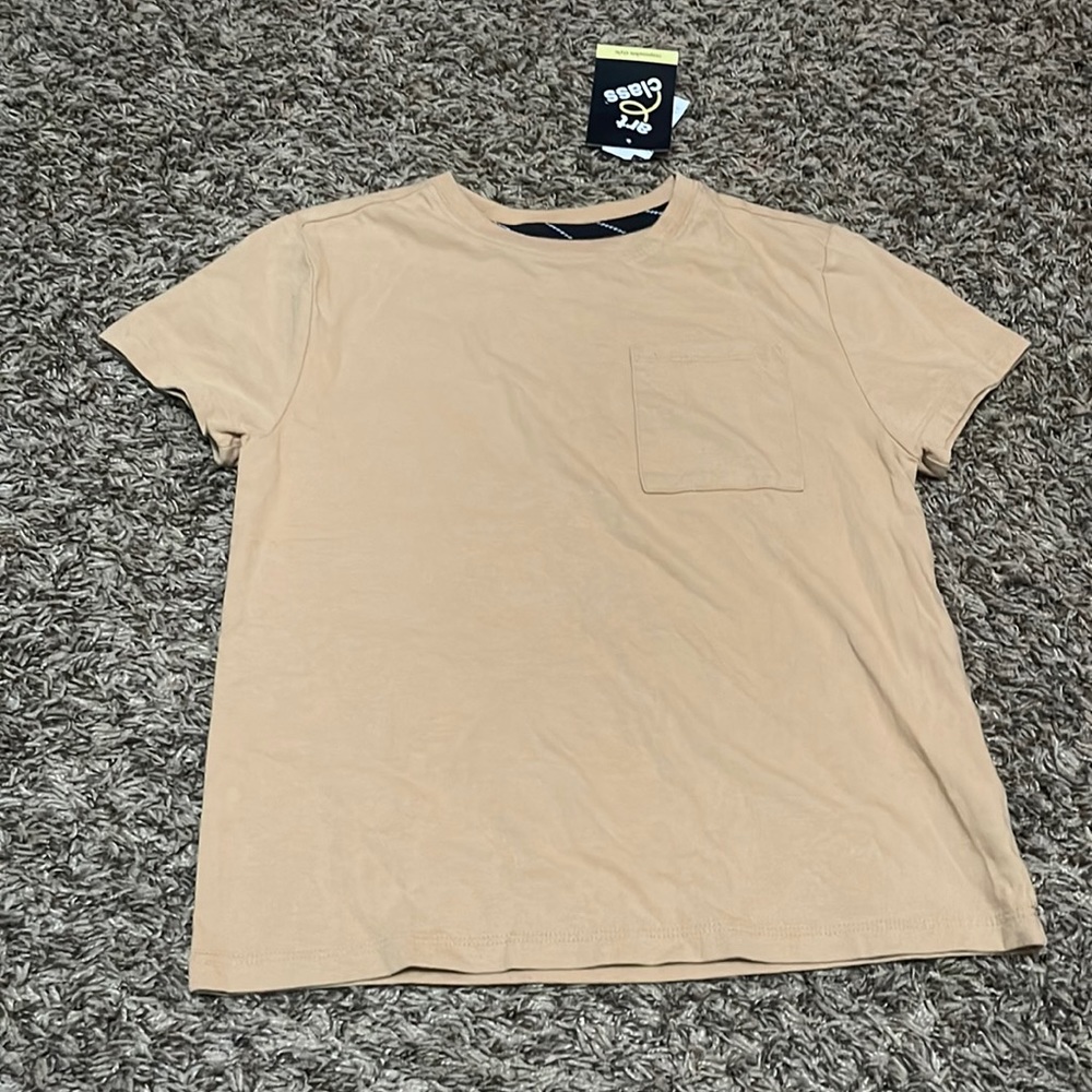 (16) Arts class pocket T-Shirt